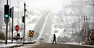 Kırşehir'de kar yağışı ve tipi ulaşımı olumsuz etkiliyor