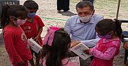 Milli Eğitim Bakanı Selçuk, Tarladaki Çocukları 