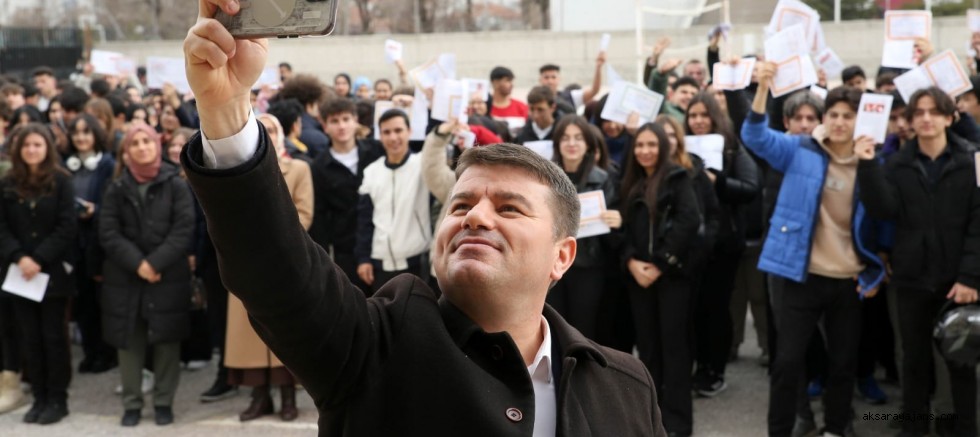 BELEDİYE BAŞKANI DR. EVREN DİNÇER’DEN ÖĞRENCİLERE YARIYIL TATİLİ MESAJI