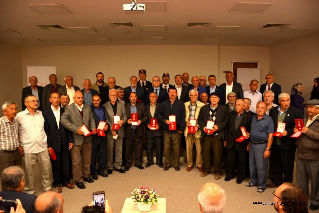 Niğde'de Kıbrıs Gazilerine Madalyaları Verildi