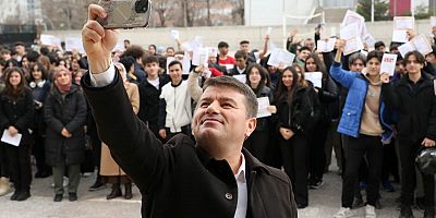 BELEDİYE BAŞKANI DR. EVREN DİNÇER’DEN ÖĞRENCİLERE YARIYIL TATİLİ MESAJI