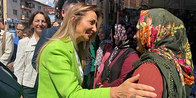 CHP Kadın Kolları Genel Başkanı Aylin Nazlıaka, Vatandaşların Sorunlarını Dinledi