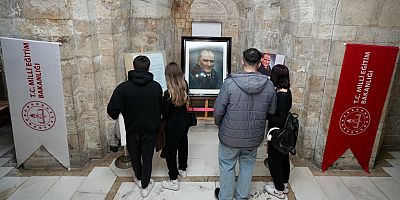 TARİHÎ ATATÜRK PORTRESİNİN ORJİNALİ, YOĞUN İLGİ GÖRÜYOR