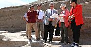 Vali Pekmez, Acemhöyük Kazı Alanında İncelemelerde Bulundu