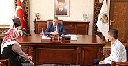 Vali Pekmez, vatandaşları dinledi